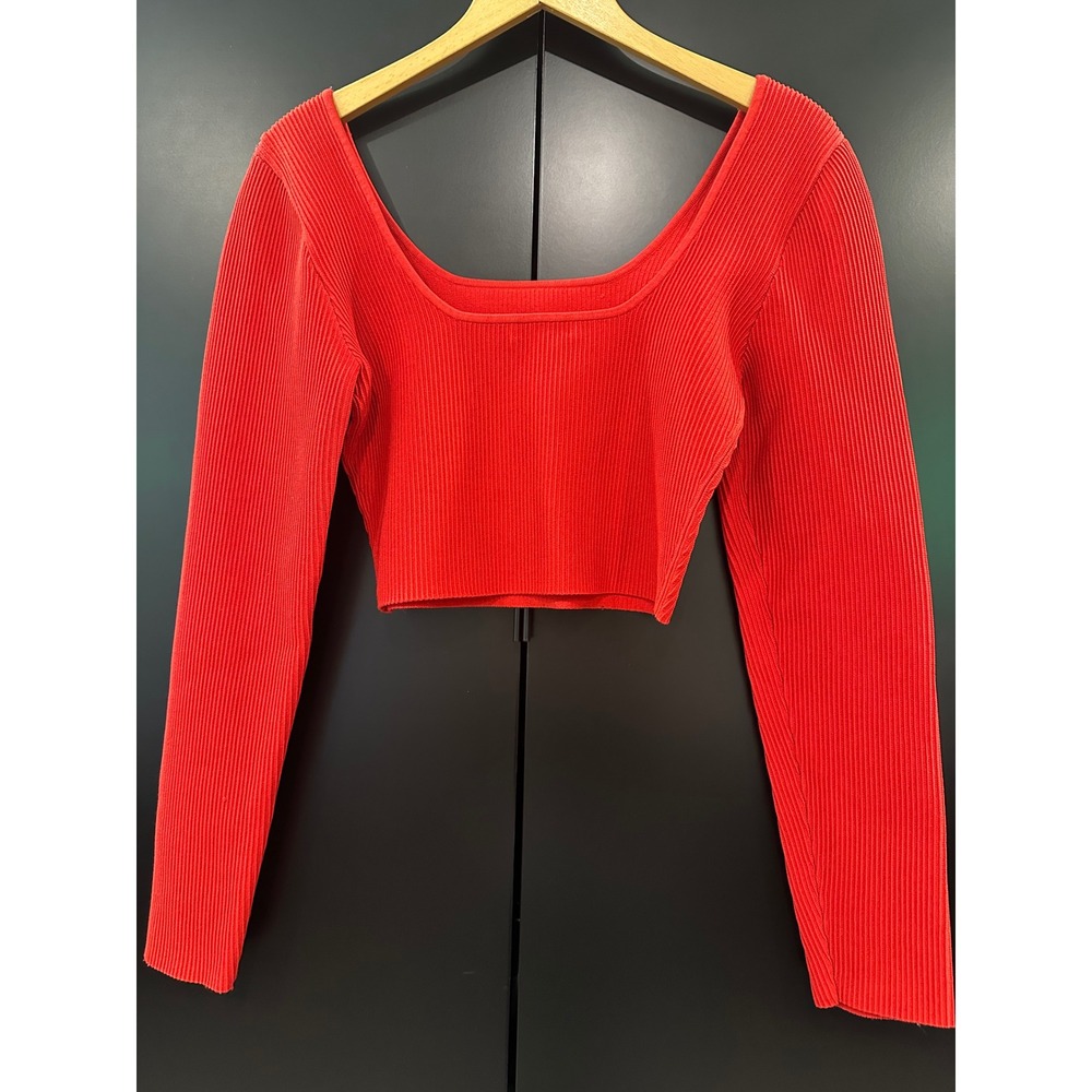 Babaton Aritzia Sculpt Knit Long Sleeve Crop Top Red Square Neck Large 113234 - Picture 2 of 4